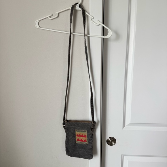 Vintage Addiction Gray Crossbody Purse Bag Canvas 100% Cotton Crochet Patch - Picture 2 of 14